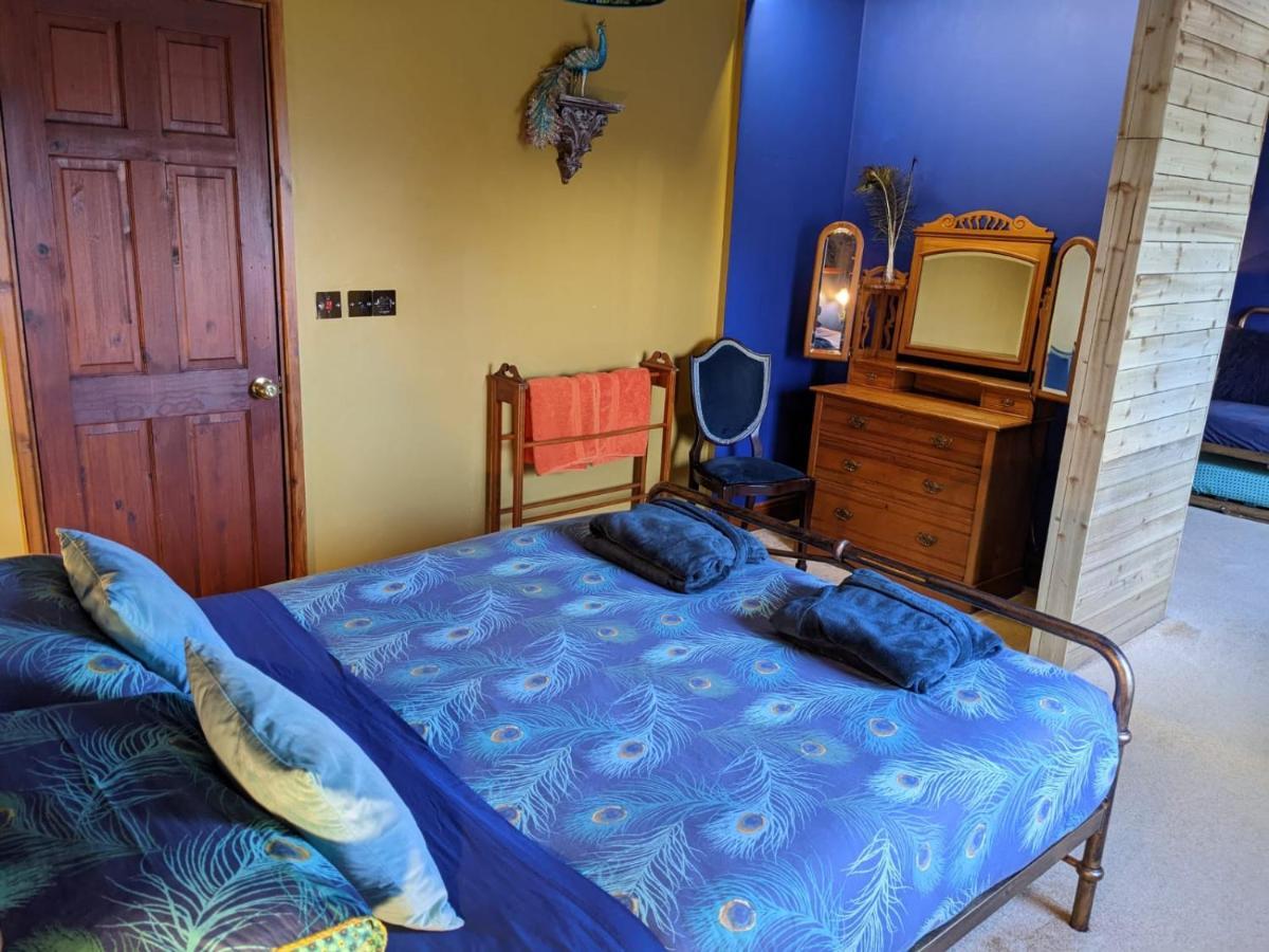 Hideaway Escapes: Farmhouse B&B with Animal Encounters in Pembrokeshire Narberth Exterior photo