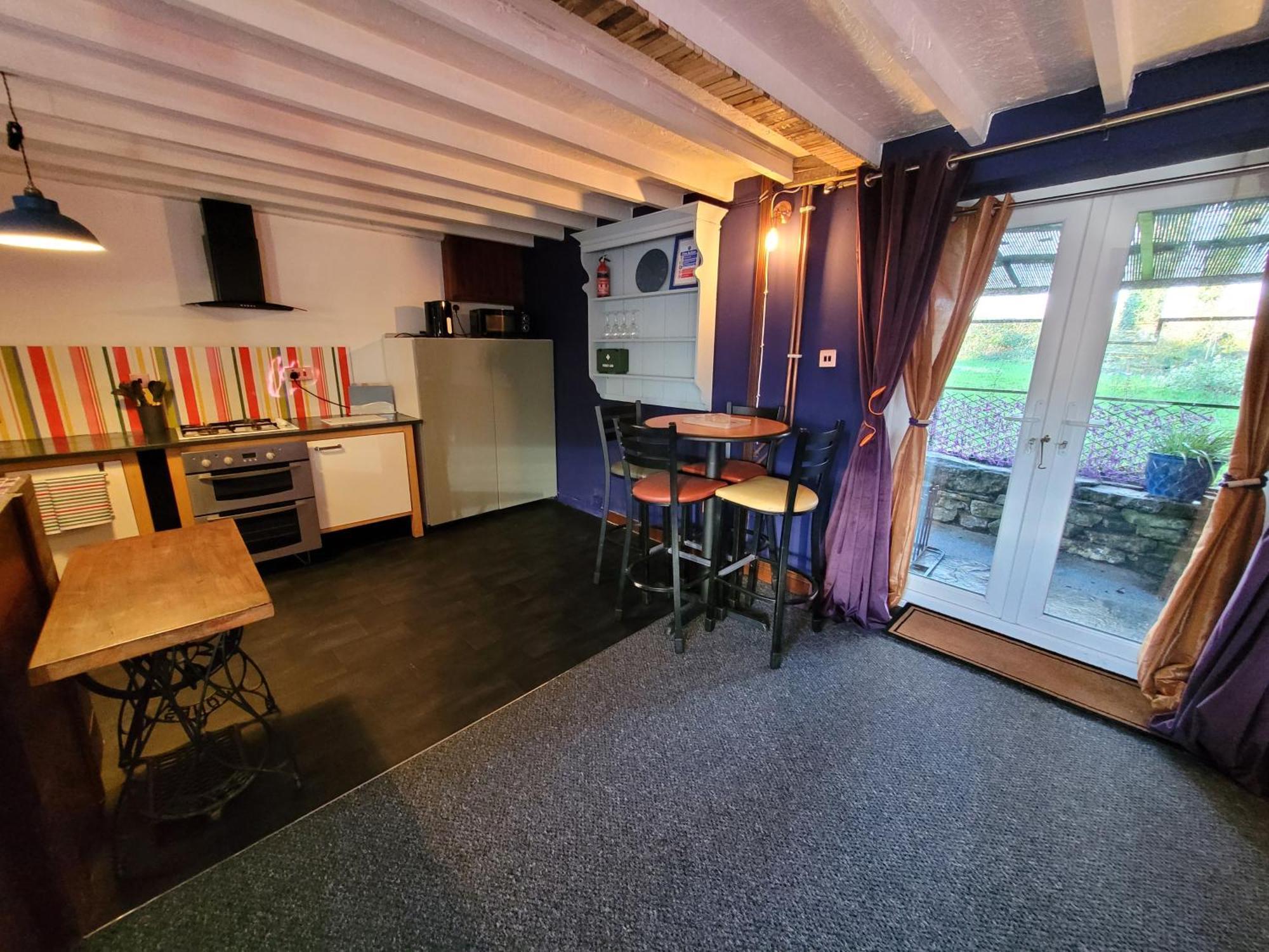 Hideaway Escapes: Farmhouse B&B with Animal Encounters in Pembrokeshire Narberth Exterior photo